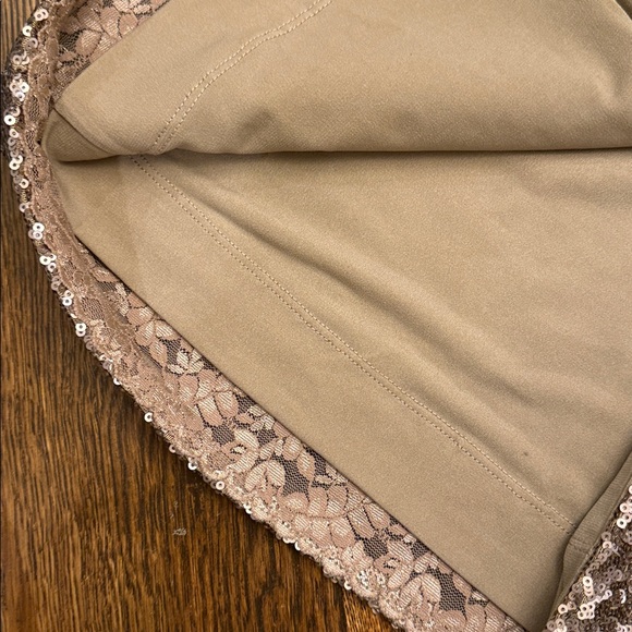 Dress the Population BNWT Elegant Gold Sequin Dress Sz xs - Picture 7 of 7